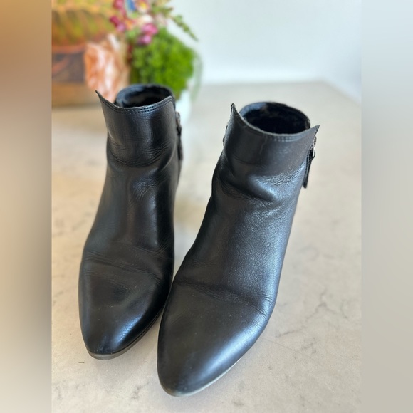 Frye Judith Black Leather Double Zip Ankle Booties - Picture 2 of 6